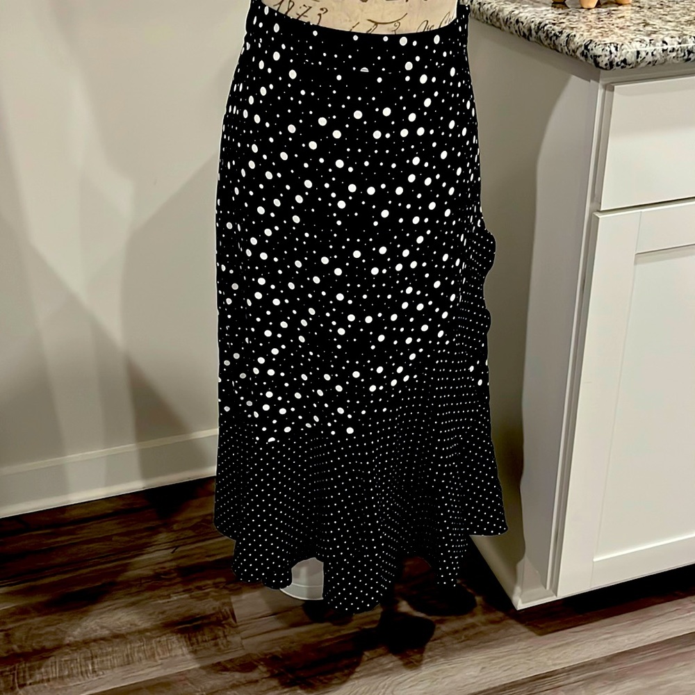 Polka dot long skirt NWOT